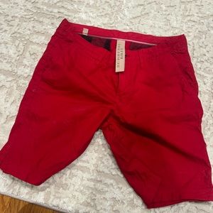Men’s Burberry shorts
